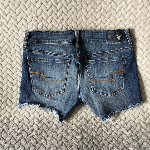 American Eagle Shorts - Picture 3 of 3
